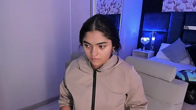 GiselOrtiz online show from December 2, 10:39 am