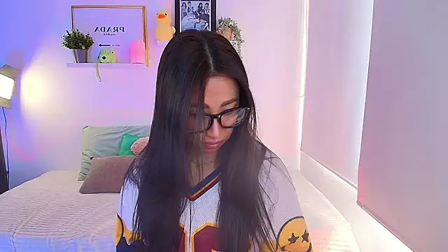Snapshot of lilyy_evanss chatting on September 24, 8:08 pm lilyy evanss online show from September 24, 8:08 pm