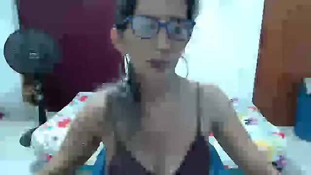 luz stella online show from April 29, 4:48 am