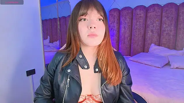 Fluffy Bubble21 online show from June 4, 4:17 am