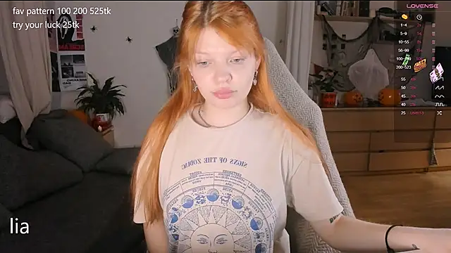 lil lia online show from October 23, 1:00 am