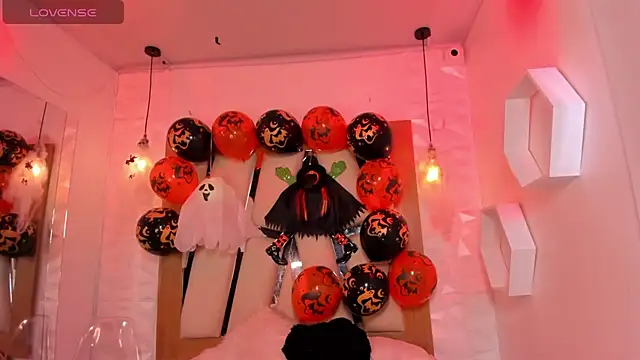 ary cooper  online show from October 31, 1:59 pm