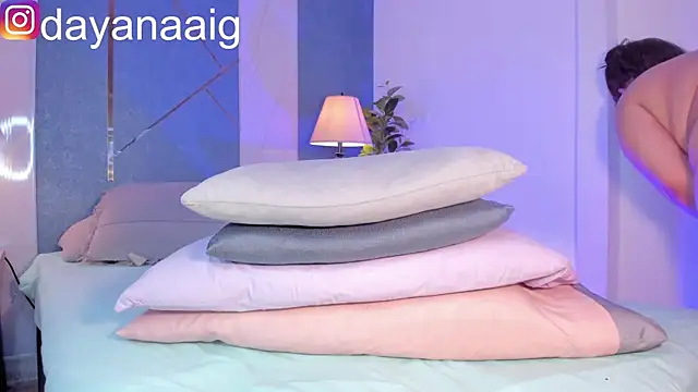 Voluptupus-girl online show from January 7, 10:35 pm