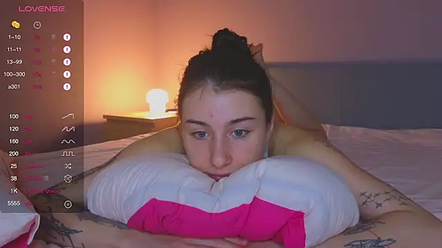 Demonic Mary online show from September 18, 5:33 pm