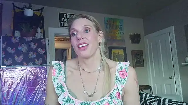 Glamazonx online show from March 11, 12:26 am