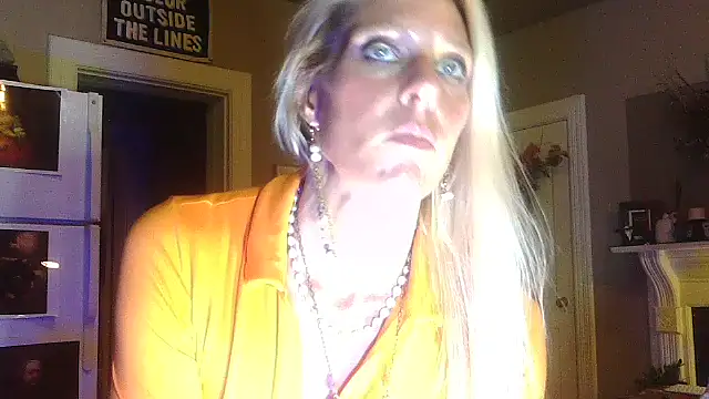 Glamazonx online show from November 4, 2:05 am