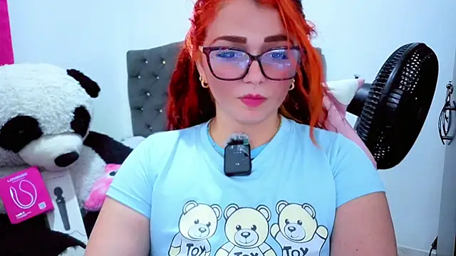 Snapshot of Alexatexa2929 chatting on October 3, 9:53 pm Alexatexa2929 online show from October 3, 9:53 pm