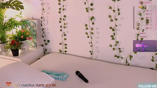 CarlyMilton online show from February 7, 9:40 pm