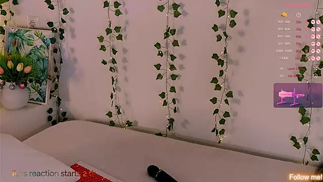 Snapshot of CarlyMilton chatting on September 25, 9:34 pm CarlyMilton online show from September 25, 9:34 pm