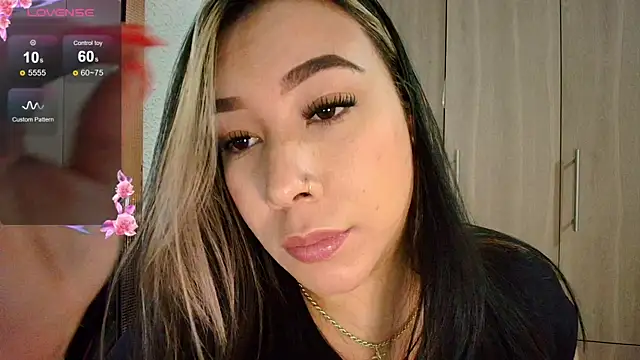 leahtemptation3 online show from July 12, 9:10 am