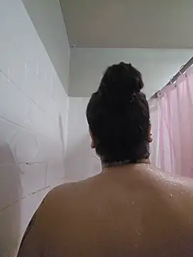 honeeyyy pot online show from December 22, 6:05 am