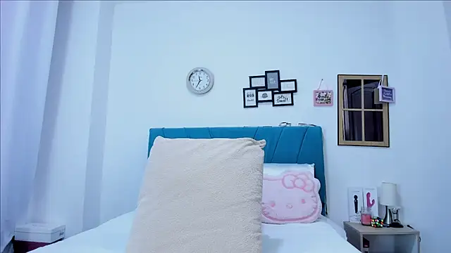 kamila lopez online show from March 2, 8:59 pm