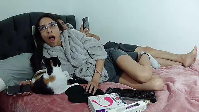 Katalleya jyj online show from December 19, 5:32 am