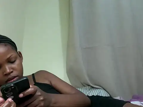 queen-sasha online show from December 4, 6:41 pm