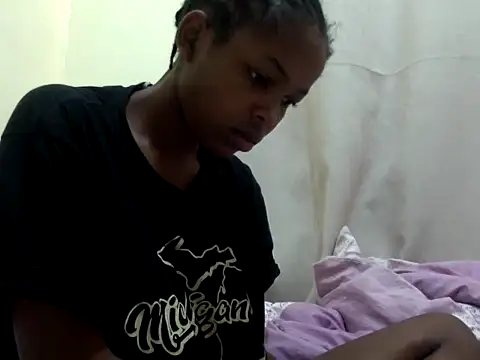 queen-sasha online show from June 13, 10:34 am