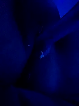 CurvySquirter69 online show from March 7, 7:15 am