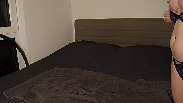 Malou-Nu online show from January 9, 7:18 pm