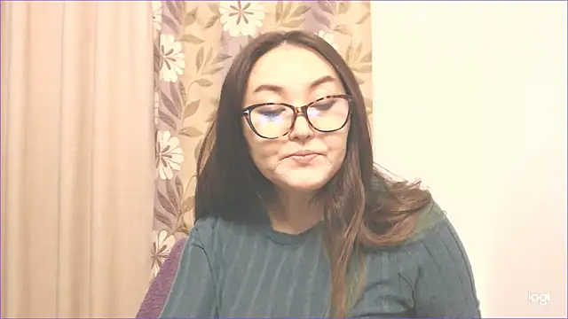 Snapshot of hrnyteacher chatting on October 28, 4:46 pm hrnyteacher online show from October 28, 4:46 pm