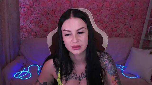 AmberDismond online show from June 9, 6:02 am
