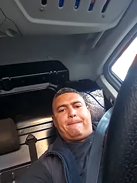 gordito xx online show from September 24, 6:12 am