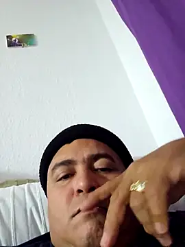 gordito xx online show from December 22, 8:23 pm