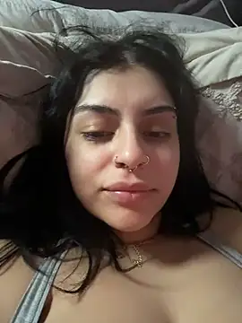 ThickerThanYoBitch online show from June 14, 10:26 am