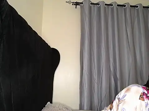Snapshot of tasha_kimmy chatting on September 10, 4:40 pm tasha kimmy online show from September 10, 4:40 pm