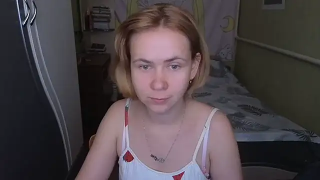 Riley Roo online show from May 27, 7:49 am