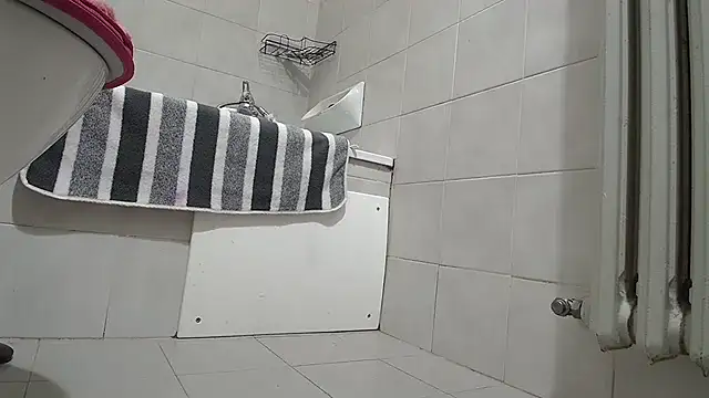 Honey2Bad online show from January 15, 4:13 pm