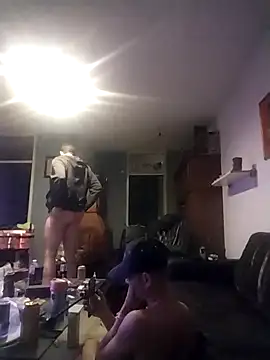 Knuffelstaaf123 online show from February 10, 11:41 pm