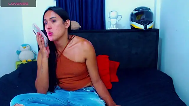 misss estrella online show from April 12, 9:17 pm