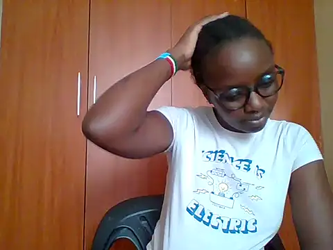 sexy darleen23 online show from June 26, 12:28 pm