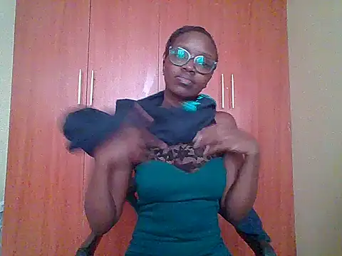 sexy darleen23 online show from July 23, 7:38 am