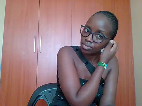 sexy darleen23 online show from June 5, 8:42 am