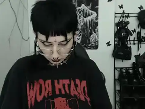 dakota krall   online show from November 6, 11:49 am