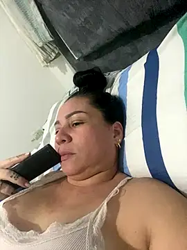 HealingHoney online show from October 25, 1:02 am