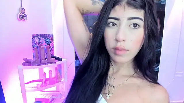 chaymae nah  online show from March 27, 8:26 am