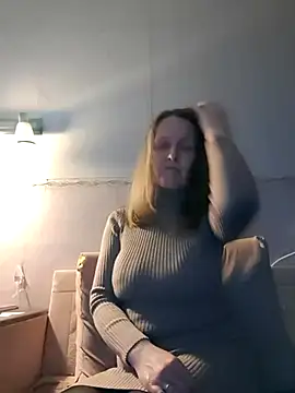 Snapshot of Evelina_cute chatting on October 11, 5:48 pm Evelina cute online show from October 11, 5:48 pm