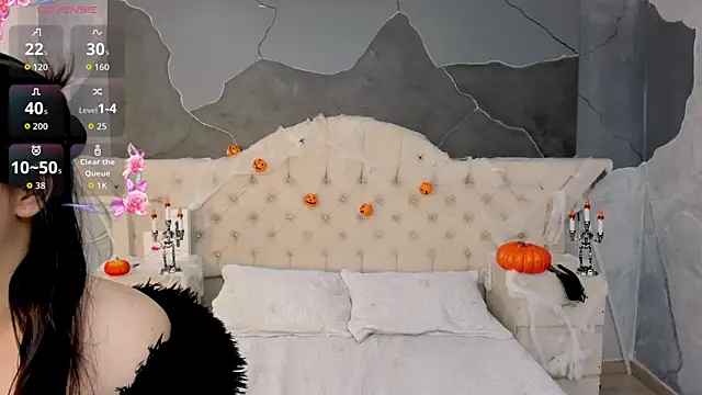 Snapshot of AmberGreyy_ chatting on October 10, 6:35 pm AmberGreyy online show from October 10, 6:35 pm