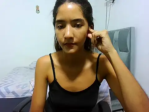 singlemom4 online show from October 7, 7:29 pm