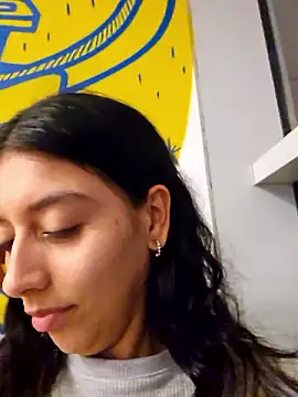 BrittanyDiaz online show from November 14, 11:38 pm