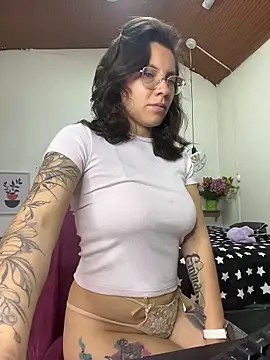 karlamorris  online show from March 10, 1:15 pm