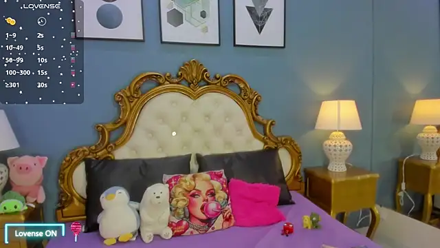 AlanaJones1 online show from November 6, 3:34 am