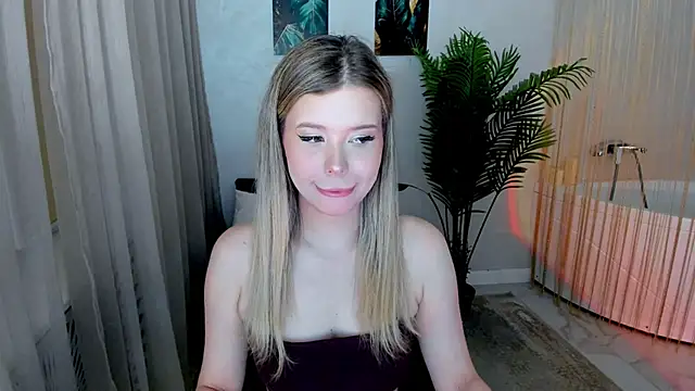 FollowLovee online show from June 15, 7:58 pm