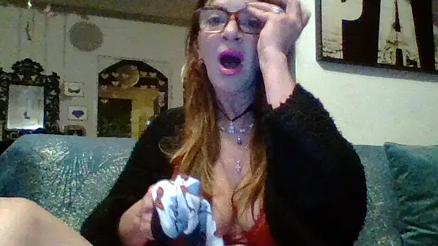 gildamilf online show from February 9, 5:59 pm