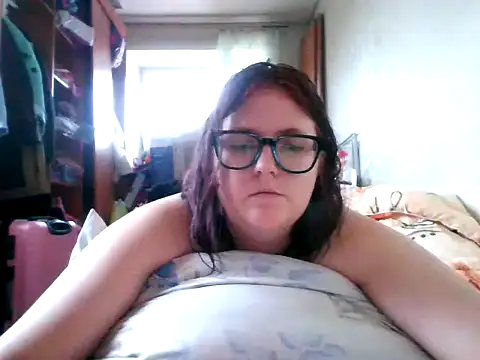 Snapshot of DesireMelissa chatting on October 18, 12:08 pm DesireMelissa online show from October 18, 12:08 pm