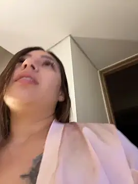 Latina vanessa online show from June 11, 4:20 am