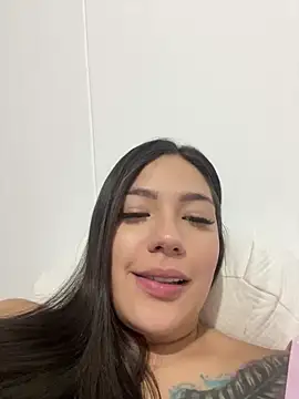 Latina vanessa online show from December 21, 4:39 am