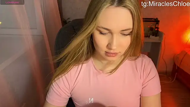 ChloeMillerMeow online show from July 8, 6:43 pm