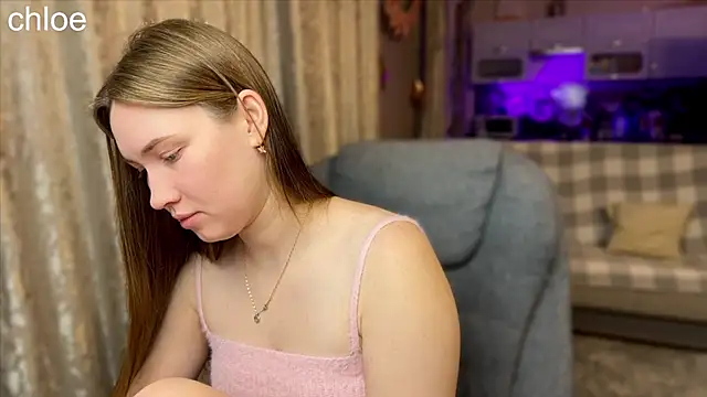 ChloeMillerMeow online show from November 2, 11:08 pm